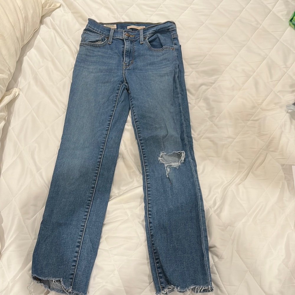 Levi’s 724 High Rise Straight Crop Jean size 25